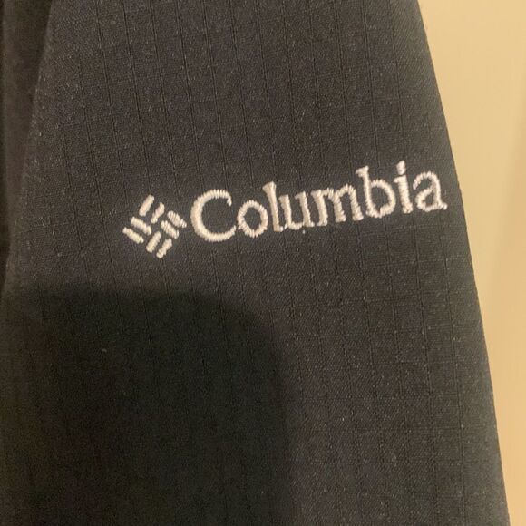 COLUMBIA Black Fitted Omni Shade Shirt - Picture 5 of 6